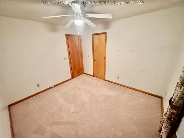 90 Dogwood Lane, Madison, WV 25130