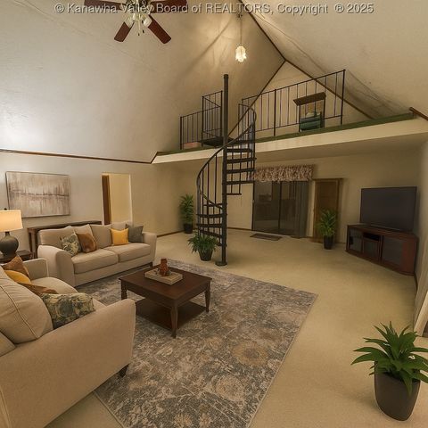 90 Dogwood Lane, Madison, WV 25130