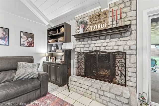 10117 Jenny Lind Road, Fort Smith, AR 72908