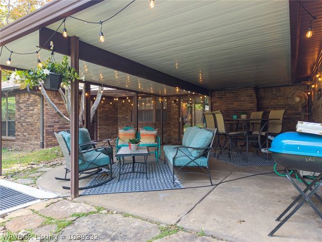 10117 Jenny Lind Road, Fort Smith, AR 72908