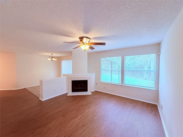 16924 Cactus Blossom DR, Pflugerville, TX 78660