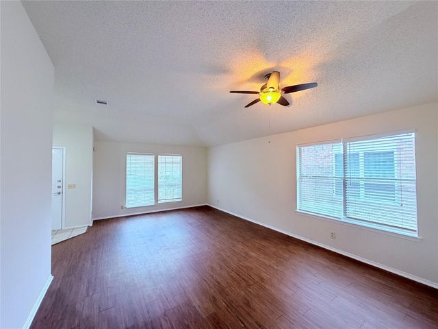 16924 Cactus Blossom DR, Pflugerville, TX 78660