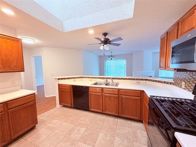 16924 Cactus Blossom DR, Pflugerville, TX 78660