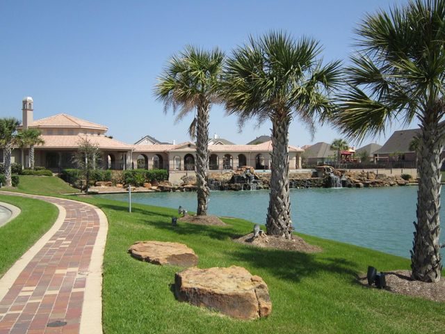 14903 Opera House Row Drive, Cypress, TX 77429