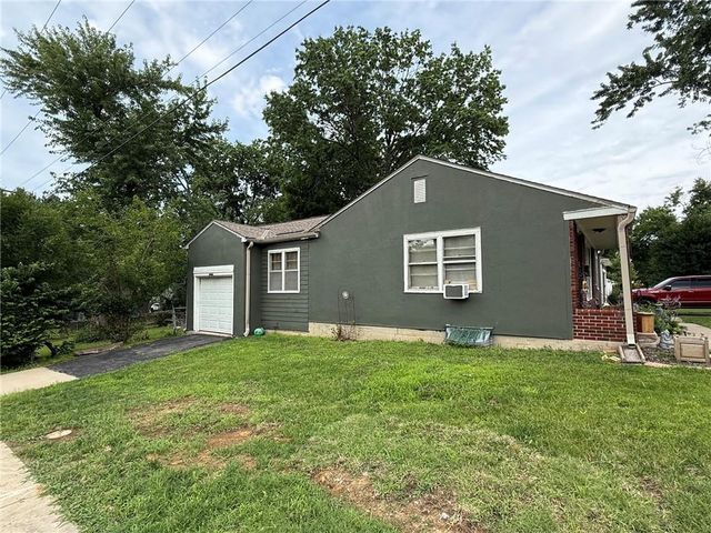 4630 W 60th Street, Fairway, KS 66205
