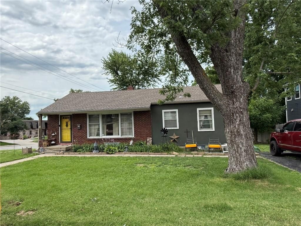4630 W 60th Street, Fairway, KS 66205