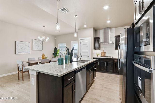 13821 Victory Sky Avenue, El Paso, TX 79928