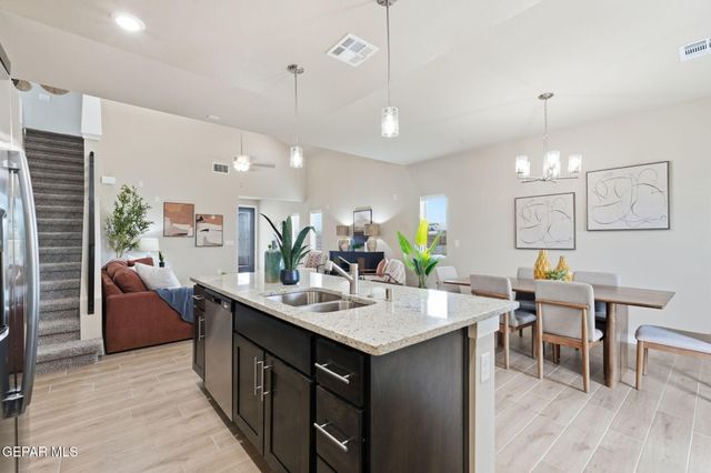 13821 Victory Sky Avenue, El Paso, TX 79928