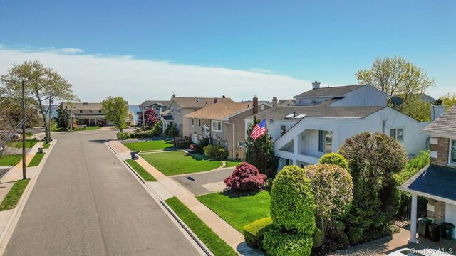 2912 Bay Drive, Merrick, NY 11566