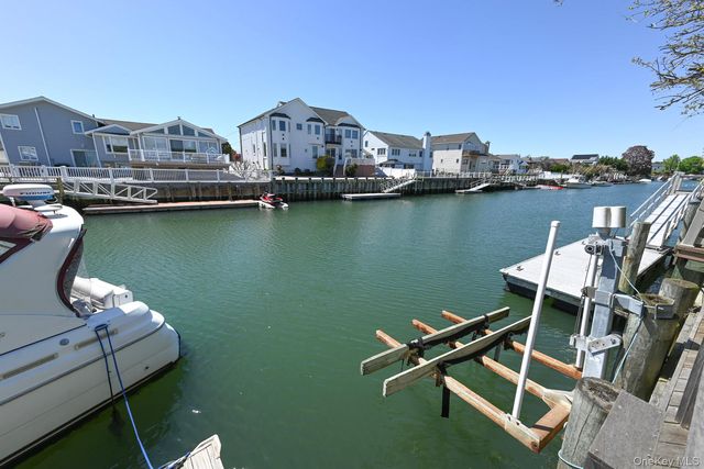 2912 Bay Drive, Merrick, NY 11566