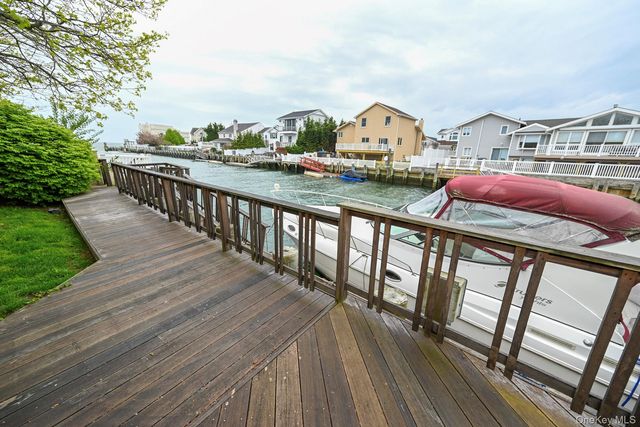 2912 Bay Drive, Merrick, NY 11566