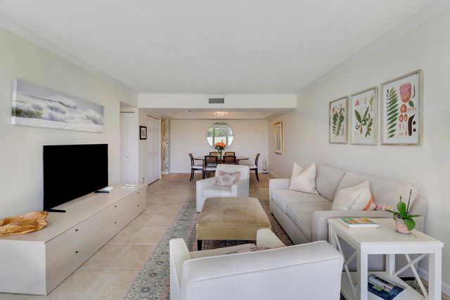 1801 S FLAGLER Drive 301, West Palm Beach, FL 33401