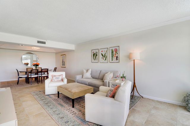 1801 S FLAGLER Drive 301, West Palm Beach, FL 33401