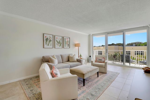 1801 S FLAGLER Drive 301, West Palm Beach, FL 33401