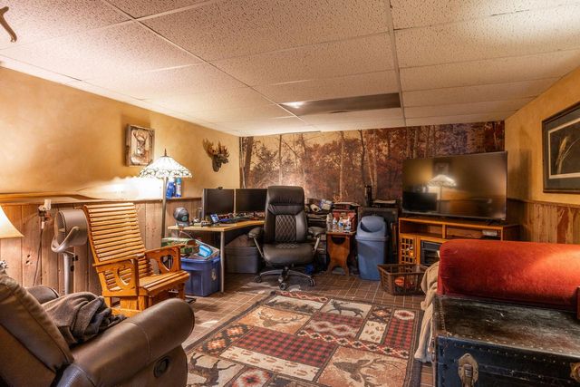 E590 Mundsack ROAD, Genoa, WI 54632