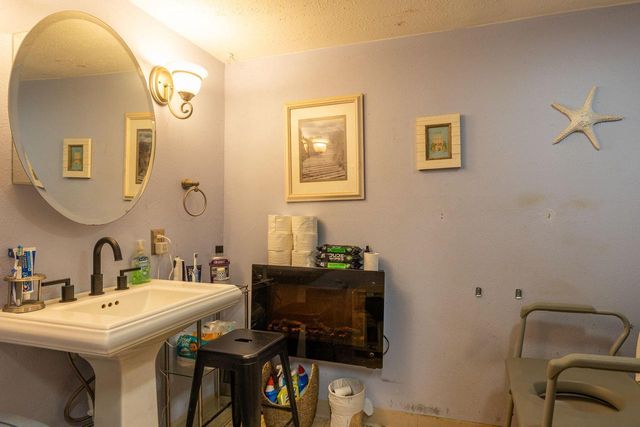 E590 Mundsack ROAD, Genoa, WI 54632