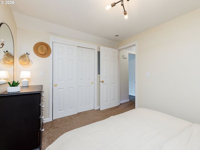 6721 Se 77TH Ave, Portland, OR 97206