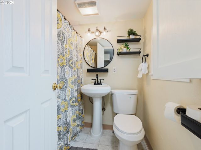 6721 Se 77TH Ave, Portland, OR 97206