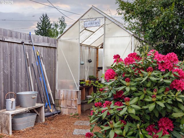 6721 Se 77TH Ave, Portland, OR 97206