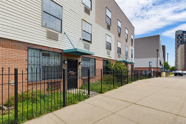 804 Brook Avenue 11A, Bronx, NY 10451