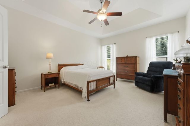 398 Shawnee Loop S, Pataskala, OH 43062