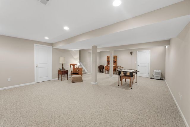 398 Shawnee Loop S, Pataskala, OH 43062