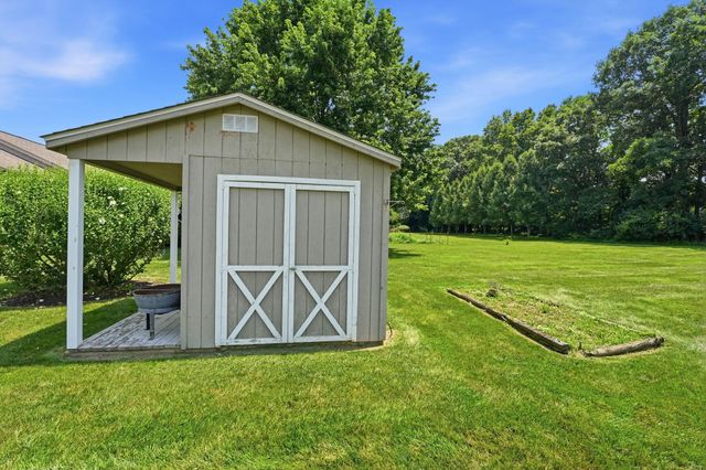 398 Shawnee Loop S, Pataskala, OH 43062