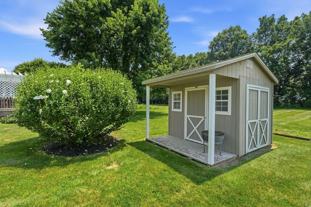 398 Shawnee Loop S, Pataskala, OH 43062