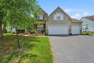 398 Shawnee Loop S, Pataskala, OH 43062