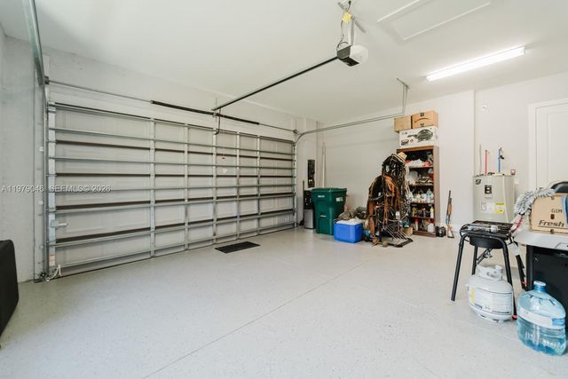 398 35th Avenue NW, Naples, FL 34120