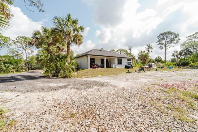 398 35th Avenue NW, Naples, FL 34120