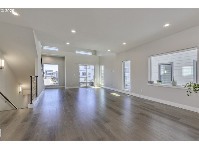 4179 Se 68TH Ave, Hillsboro, OR 97123
