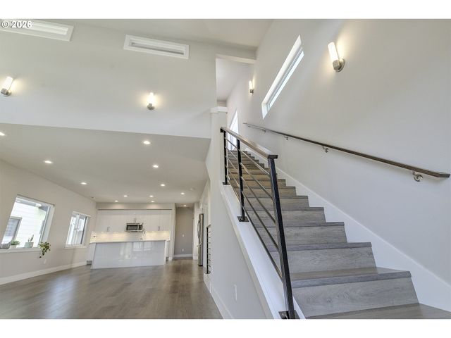 4179 Se 68TH Ave, Hillsboro, OR 97123