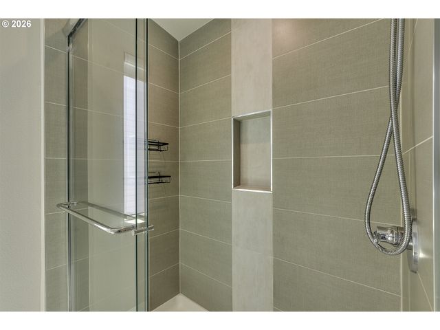 4179 Se 68TH Ave, Hillsboro, OR 97123