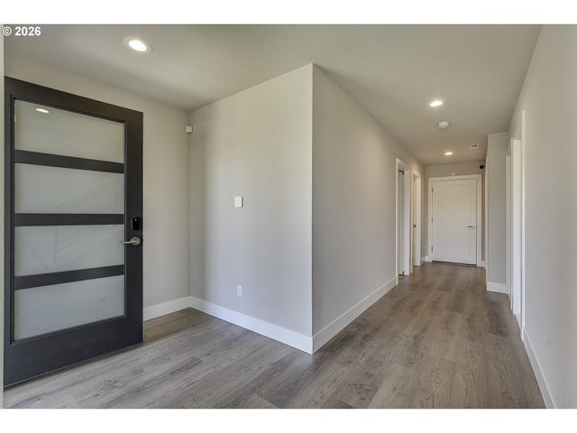 4179 Se 68TH Ave, Hillsboro, OR 97123