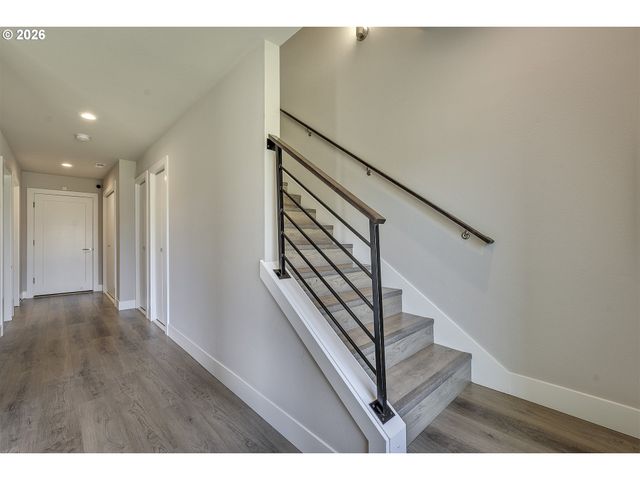 4179 Se 68TH Ave, Hillsboro, OR 97123