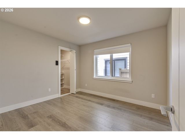 4179 Se 68TH Ave, Hillsboro, OR 97123