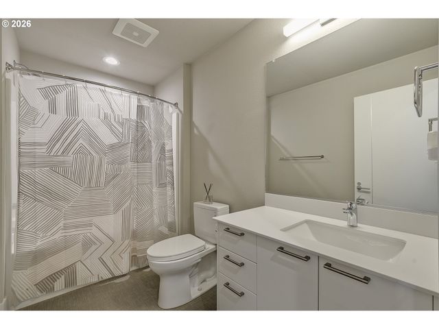 4179 Se 68TH Ave, Hillsboro, OR 97123