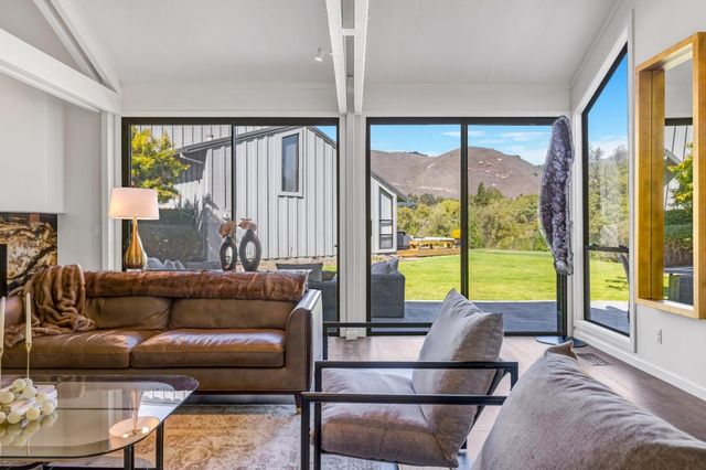 28069 Heron Court, Carmel Valley, CA 93923