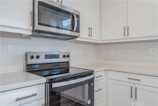 466 Meyer, Upland, CA 91786