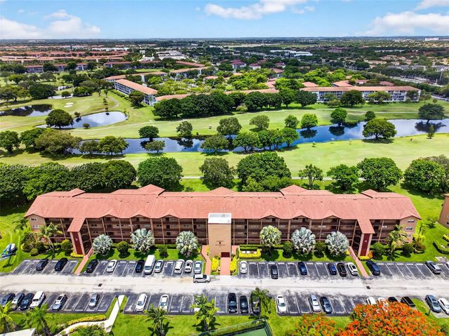 300 SW 130th Ter 206B, Pembroke Pines, FL 33027