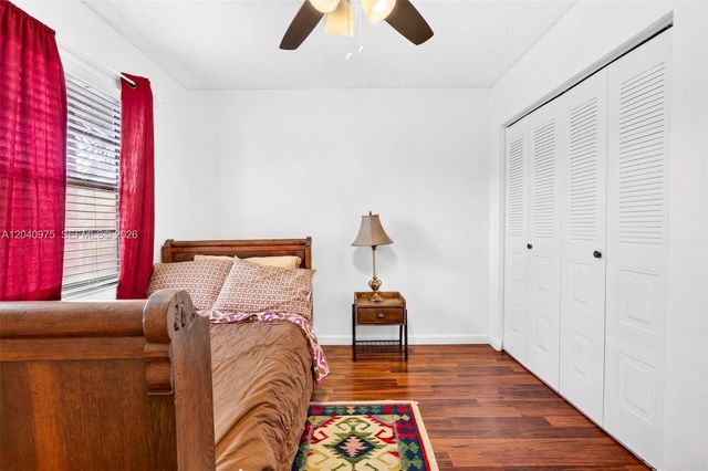 300 SW 130th Ter 206B, Pembroke Pines, FL 33027