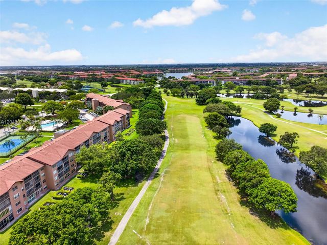 300 SW 130th Ter 206B, Pembroke Pines, FL 33027
