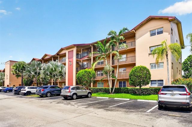300 SW 130th Ter 206B, Pembroke Pines, FL 33027
