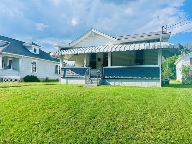 809 28th Street, Vienna, WV 26105