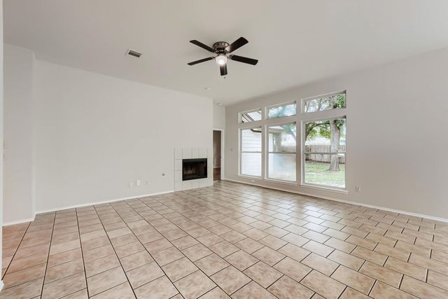 119 Stephen LN, Georgetown, TX 78626