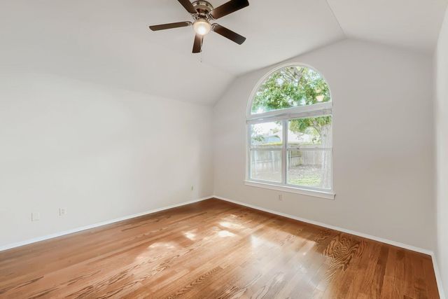 119 Stephen LN, Georgetown, TX 78626