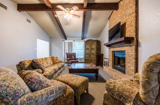 211 W Long Street, Elm Mott, TX 76640