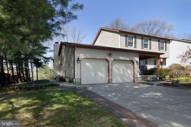 18 ABERDEEN DR, Sicklerville, NJ 08081