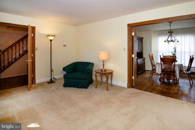 18 ABERDEEN DR, Sicklerville, NJ 08081